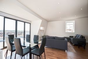 Living Area- click for photo gallery